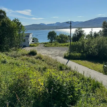 Koselig Med Havutsikt