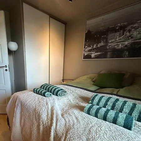 Koselig Med Havutsikt アパート トロムソ